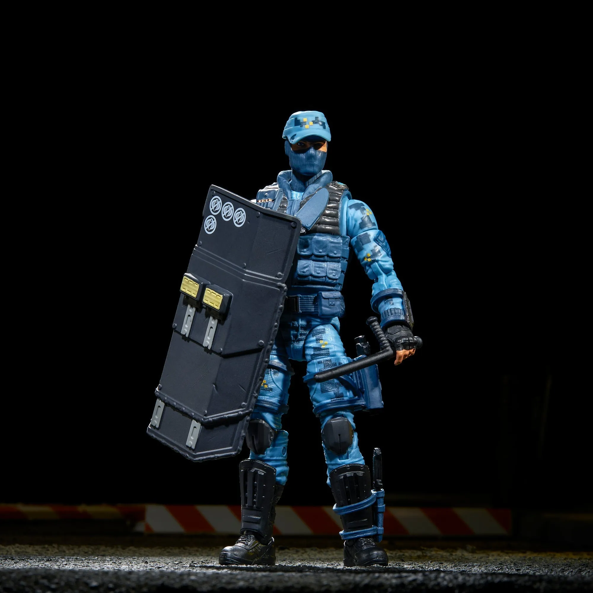 G.I. Joe Classified Series Jason “Shockwave” Faria Figure, 105