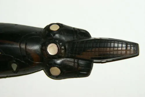Rare Melanesian Art Ebony Mother of Pearl Crocodile Alligator Hand Carving 1A48