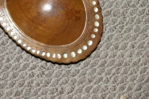 STUNNING ONE OF A KIND HAND CARVED KWILA WOOD MUSEUM MASTERPIECE SERVING PLATTER DISH BOWL WITH MOTHER OF PEARL INSERTS & FESTON BORDER TRIBAL SCULPTOR REMOTE TROBRIAND ISLANDS MELANESIA SOUTH PACIFIC COLLECTOR DESIGNER 2A6A  8”X 6” X 2”